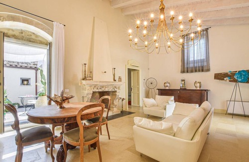 Palazzolo Acreide Historic Centre House | 180 m² House ∙ 3 bedrooms ∙ 9 guests