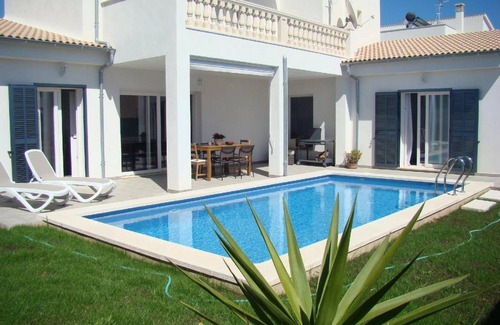 Cala Bona House | 180 m² House ∙ 4 bedrooms ∙ 8 guests