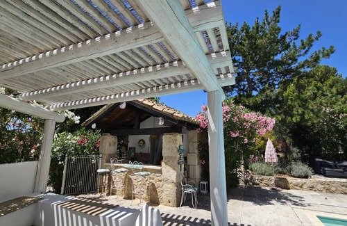 Mouries House | 180 m² House ∙ 4 bedrooms ∙ 8 guests