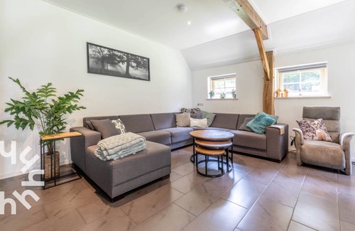 Zelhem House | 180 m² House ∙ 4 bedrooms ∙ 12 guests