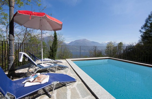 Pianello del Lario House | 180 m² House ∙ 5 bedrooms ∙ 9 guests