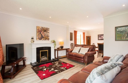 Contin House | 180 m² House ∙ 5 bedrooms ∙ 12 guests