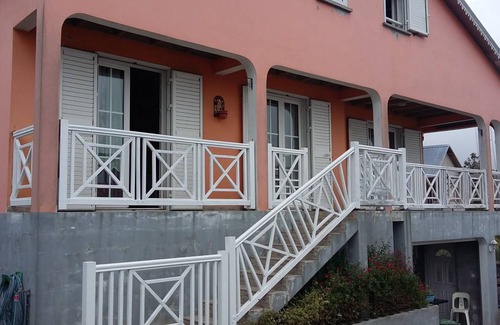 La Plaine des Cafres House | 180 m² House ∙ 5 bedrooms ∙ 20 guests