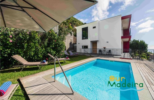 Arco da Calheta Villa | 180 m² Villa ∙ 3 bedrooms ∙ 6 guests