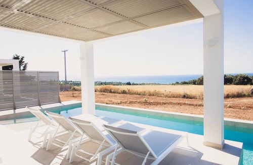 Adelianos Kampos Villa | 180 m² Villa ∙ 4 bedrooms ∙ 8 guests