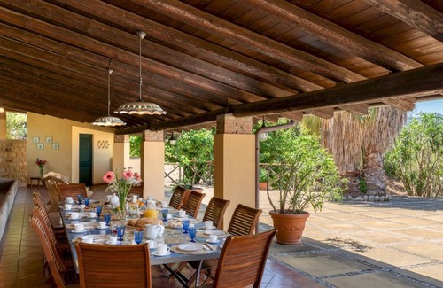 Caronia Villa | 180 m² Villa ∙ 6 bedrooms ∙ 12 guests