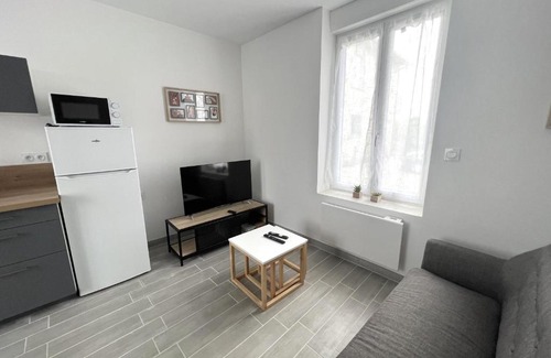 Gond-Pontouvre Apartment | 180A - Duplex T2 Tout Confort du Gond - 45 m2