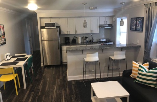 Union City Apartment | 1817 4F · Deluxe 2bed Apt-20min to Time SquareParking Avail