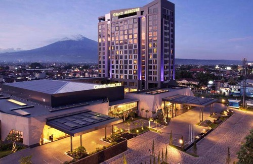Blimbing Hotel | 182 m² Hotel ∙ 127 guests