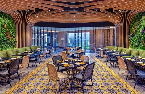 Blimbing Hotel | 182 m² Hotel ∙ 127 guests