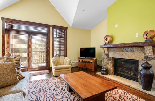 Breckenridge Hotel | 182 m² Hotel ∙ 3 bedrooms ∙ 8 guests