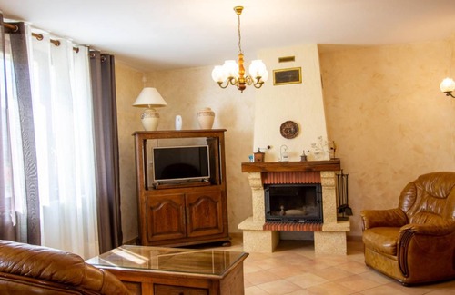 St-Michel-de-Double Cottage | 185 m² Cabin ∙ 3 bedrooms ∙ 6 guests