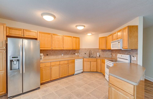 Clear Lake Shores Apartment | 185 m² Apartment ∙ 3 bedrooms ∙ 6 guests