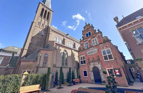 Enkhuizen House | 185 m² House ∙ 11 bedrooms ∙ 32 guests