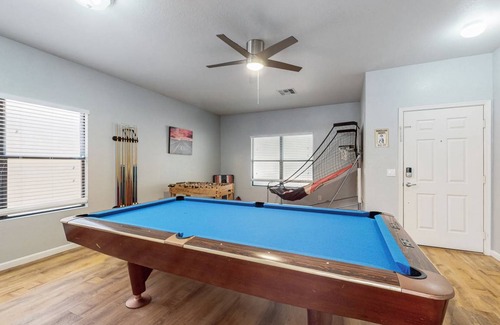 East Mesa House | 185 m² House ∙ 4 bedrooms ∙ 12 guests