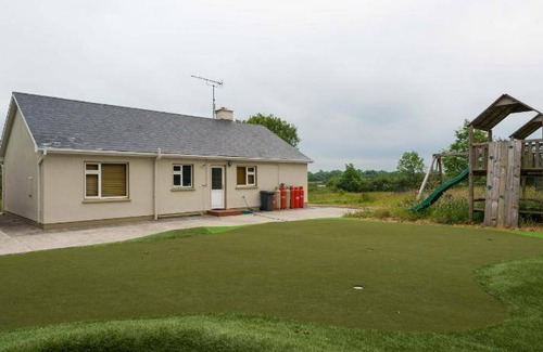 Carrick-on-Shannon House | 186 m² House ∙ 3 bedrooms ∙ 7 guests