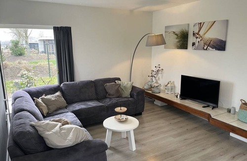 Municipality of Hellevoetsluis House | 186 m² House ∙ 1 bedroom ∙ 12 guests