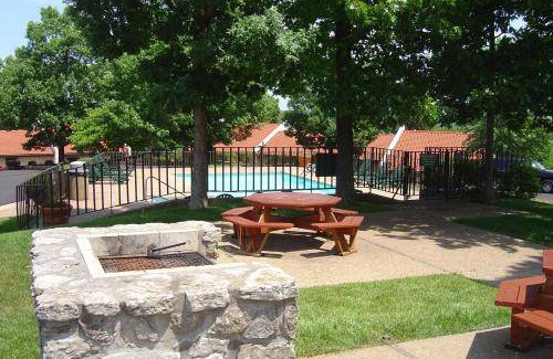 Lake Ozark Apartment | 186 m² Serviced apartment ∙ 2 bedrooms ∙ 6 guests