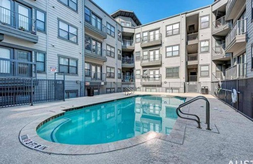 West Campus Apartment | 188 m² Apartment ∙ 4 bedrooms ∙ 12 guests