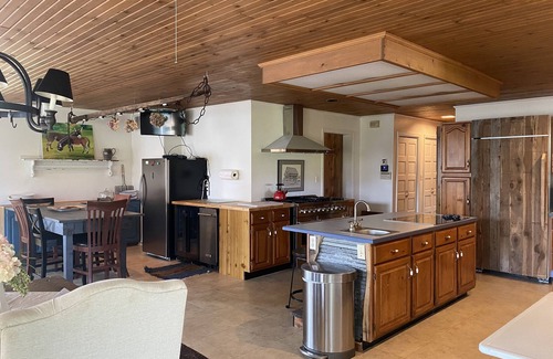 Heltonville Other | 1884 Farmhouse at Donkeytown Designed for large get togethers!