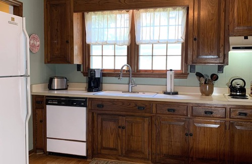 Historic Downtown Franklin House | 1890's Home In Historic Downtown Franklin