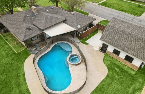 Denton House | 190 m² House ∙ 4 bedrooms ∙ 12 guests