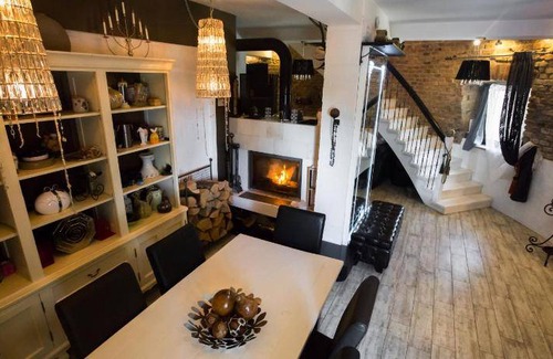 Ryn House | 190 m² House ∙ 5 bedrooms ∙ 10 guests