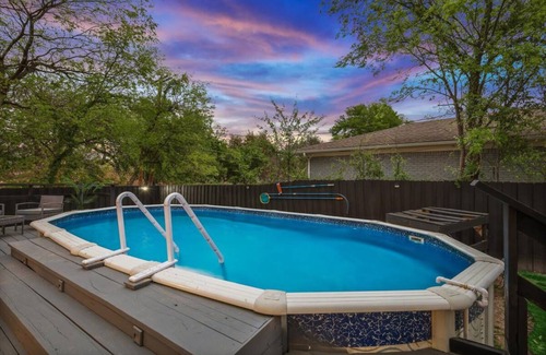 White Rock Hills House | 191 m² House ∙ 4 bedrooms ∙ 16 guests