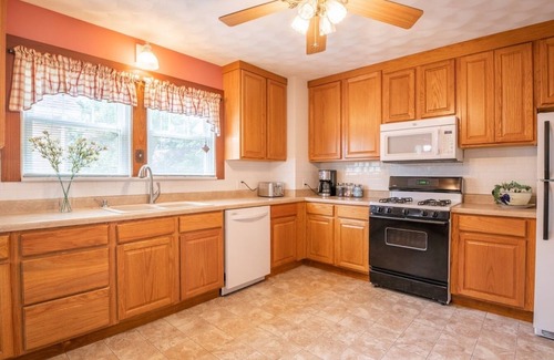 Morton House | 1925 Craftman style home close to downtown Morton