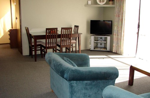 Blenheim Hotel | 193 Aorangi Manor Motel