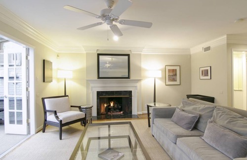 Tarrytown House | 195 m² House ∙ 3 bedrooms ∙ 6 guests