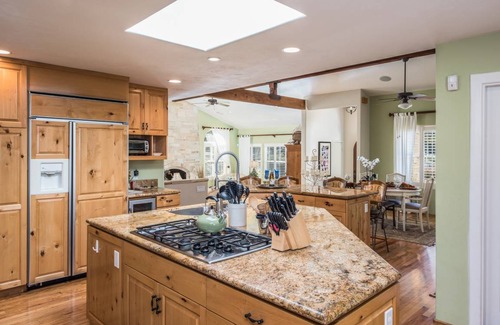 Del Rey Oaks House | 195 m² House ∙ 3 bedrooms ∙ 6 guests