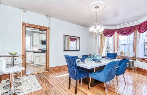 Front Royal House | 195 m² House ∙ 3 bedrooms ∙ 6 guests