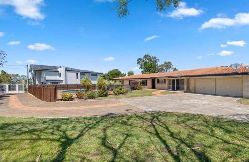 Robertson House | 196 m² House ∙ 4 bedrooms ∙ 10 guests