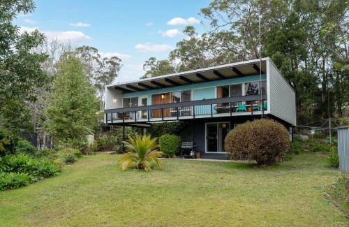 Faulconbridge House | 1960s Nino's Beachcomber House of Light & Legacy