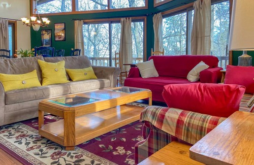 McGaheysville House | 198 m² House ∙ 5 bedrooms ∙ 14 guests