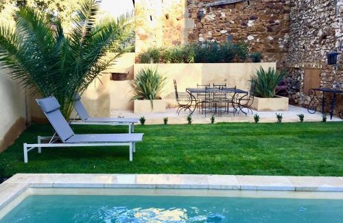 La Capelle-et-Masmolene House | 19C Provencal Stone House with Private Pool near Uzes