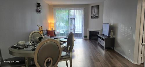 Pacific Palisades Apartment | 1BDR in the heart of Marina Del Rey