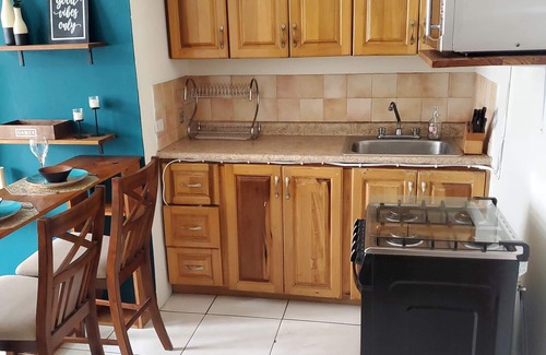 Barbican Apartment | 1br/1ba 5mins walk from everything- Central8