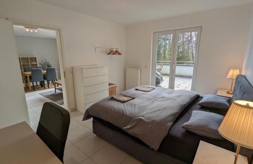 Neudorf-Weimershof Apartment | 1BR Apartment with Garage in Kirchberg