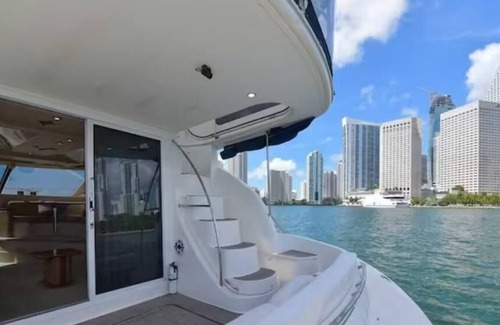 Coral Terrace Apartment | 1BR Downtown Apt: Sleeps 3, Modern Bath & Kitchen