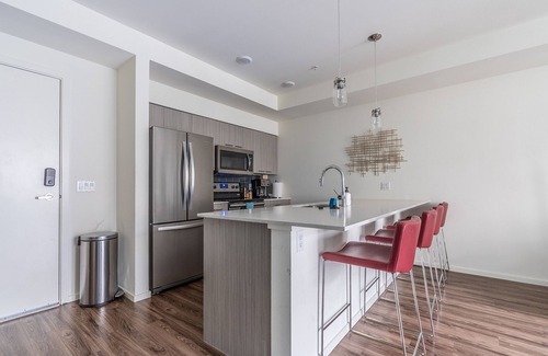 Mercer Island Apartment | 1BR | Gym, Rooftop | Mercer Island | Sophari E