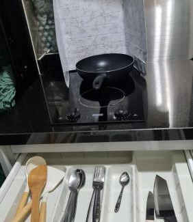 Sukhumvit Apartment | 1Br HiSpeed Net, Low rise condo, Near BTS Ekamai