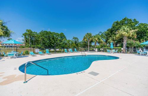Surfside Beach House | 1J Golf Colony Resort in Family Friendly Surfside