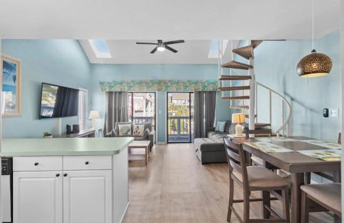 Surfside Beach House | 1J Golf Colony Resort in Family Friendly Surfside