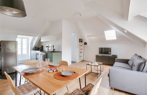 Dinard Apartment | 1km Prieuré beach - Dinard- Flat for 2