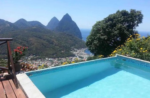 Soufriere Quarter House | $1MIL Luxury Villa PITON VIEW - Colombette Villa