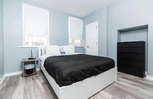 Central Northside Apartment | 1st Floor - Free Parking - Washer & Dryer - AGH