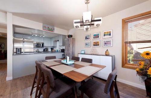 Durango House | 2 2 Ferringway 17