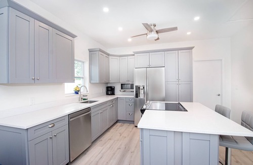 Juno Beach House | 2/2 Juno House near Beach/Intracoastal bring Boat Large outdoor area. NPB Pool